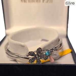 Menton Ezil Silver Tone & Crystal Flower Bracelet